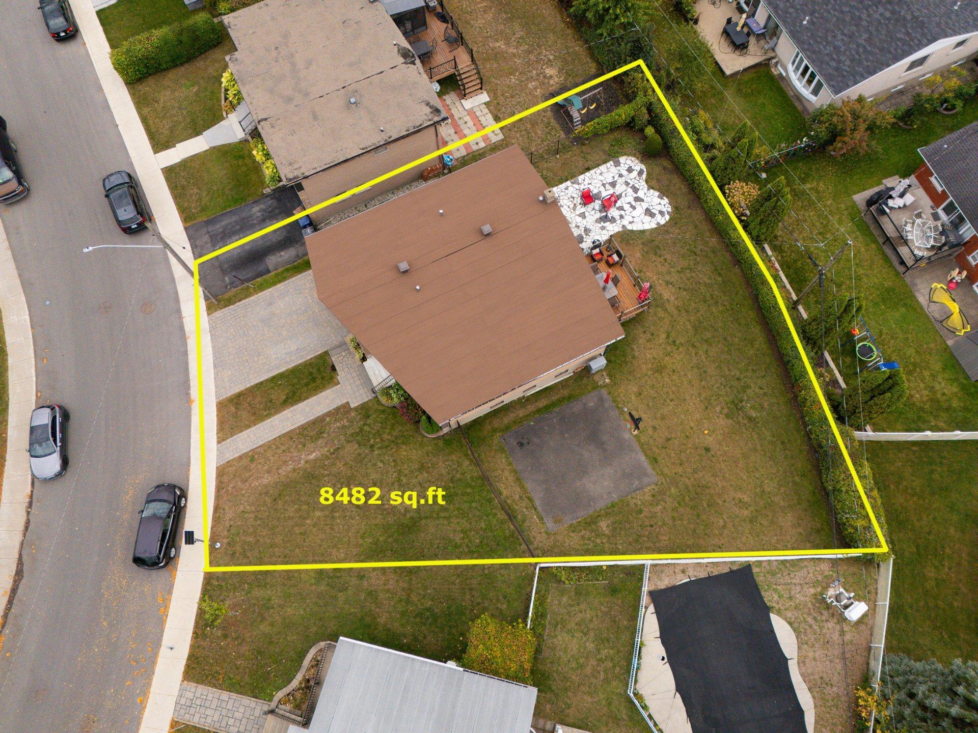 









1438


Rue Franklin

,
Laval (Chomedey),




QC
H7W1K6

