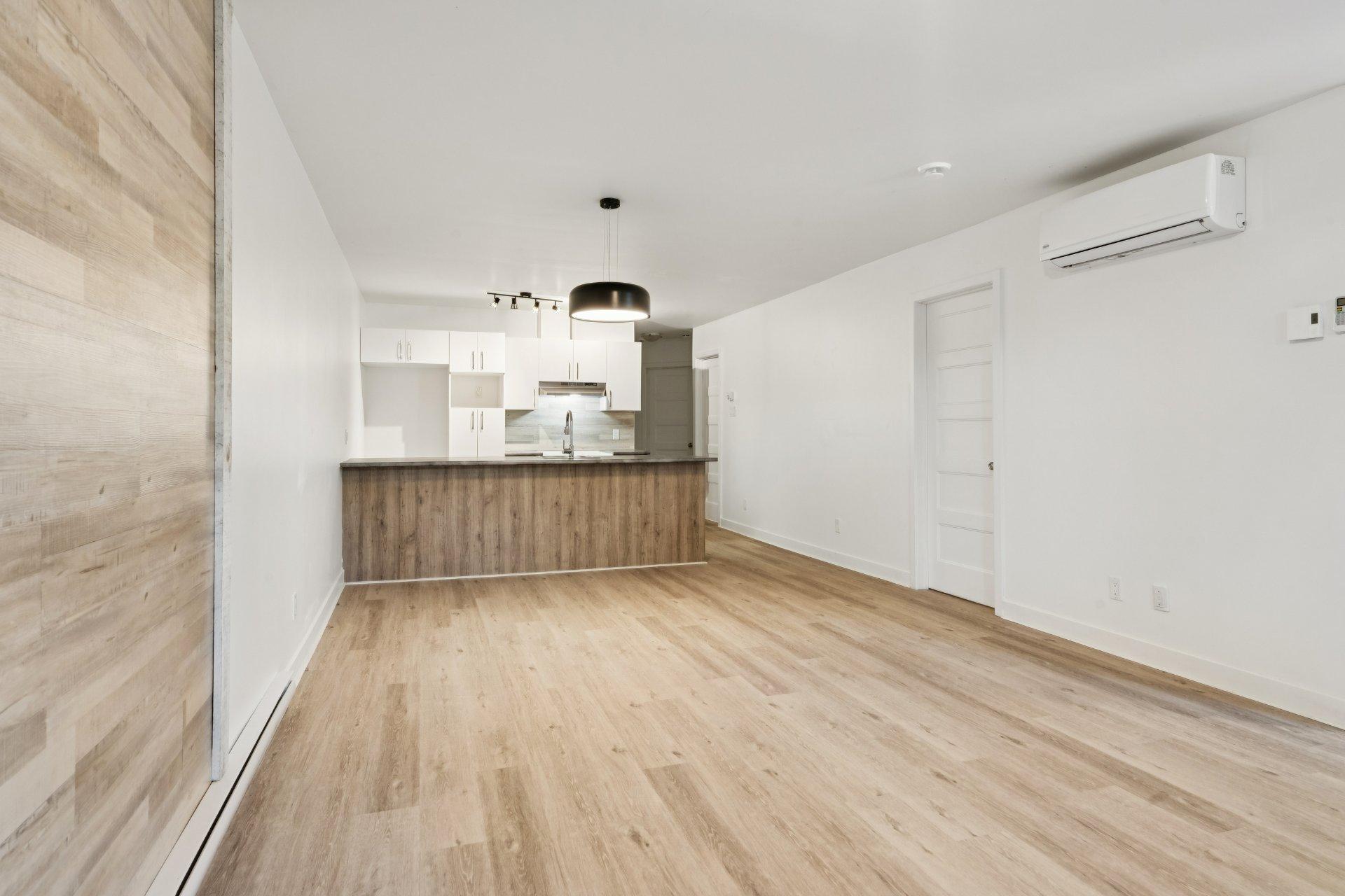 









622


Rue Jeanne-Mance

, 004,
Salaberry-de-Valleyfield,




QC
J6T4G5

