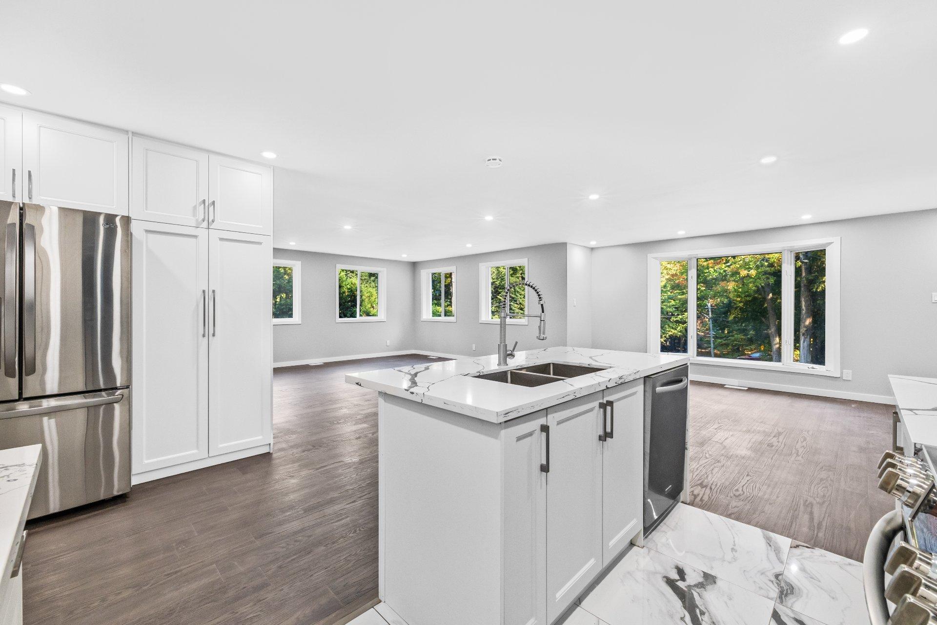 









3162


Rue Pine Tree

,
Saint-Lazare,




QC
J7T2J3

