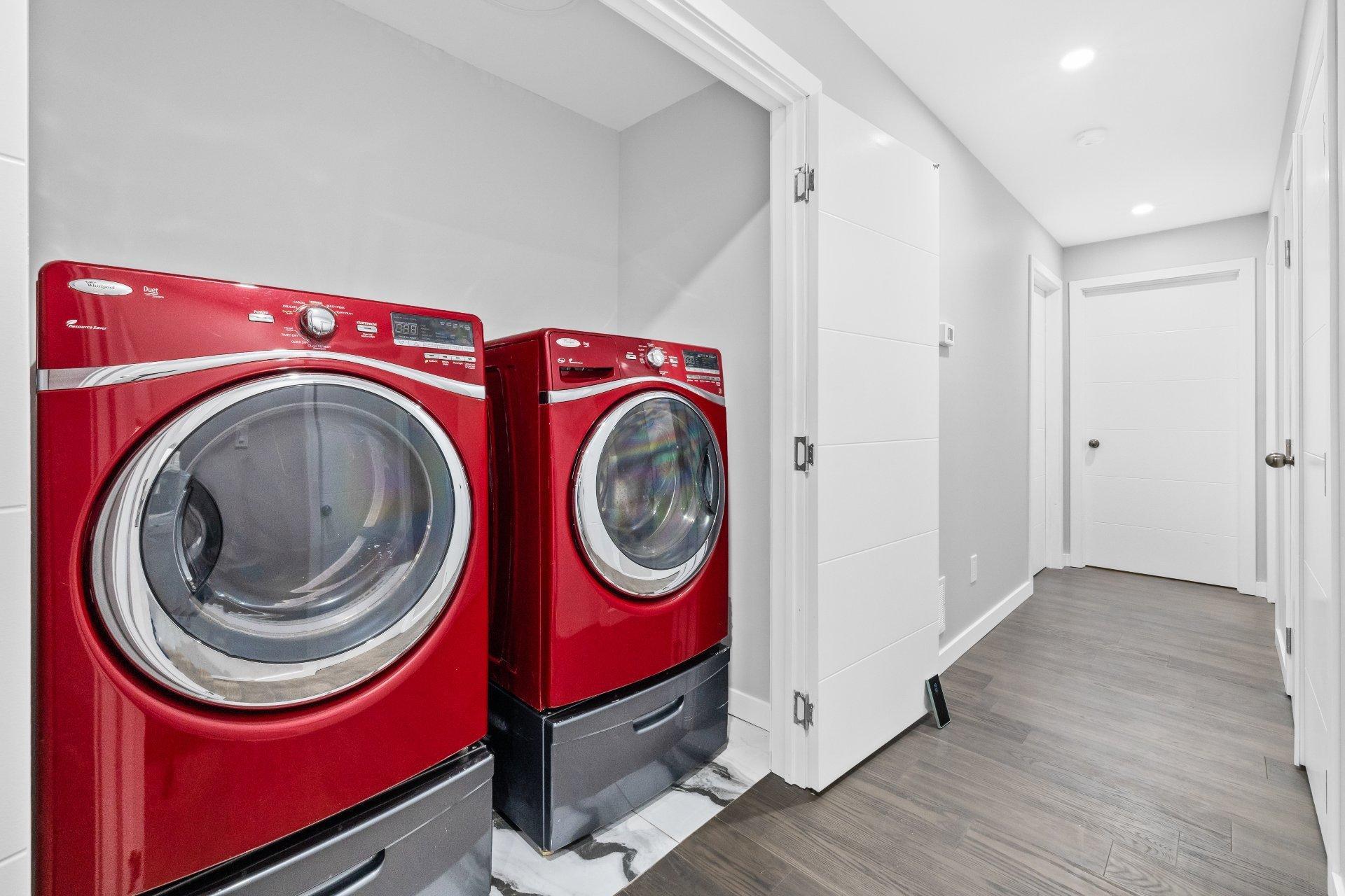 









3162


Rue Pine Tree

,
Saint-Lazare,




QC
J7T2J3

