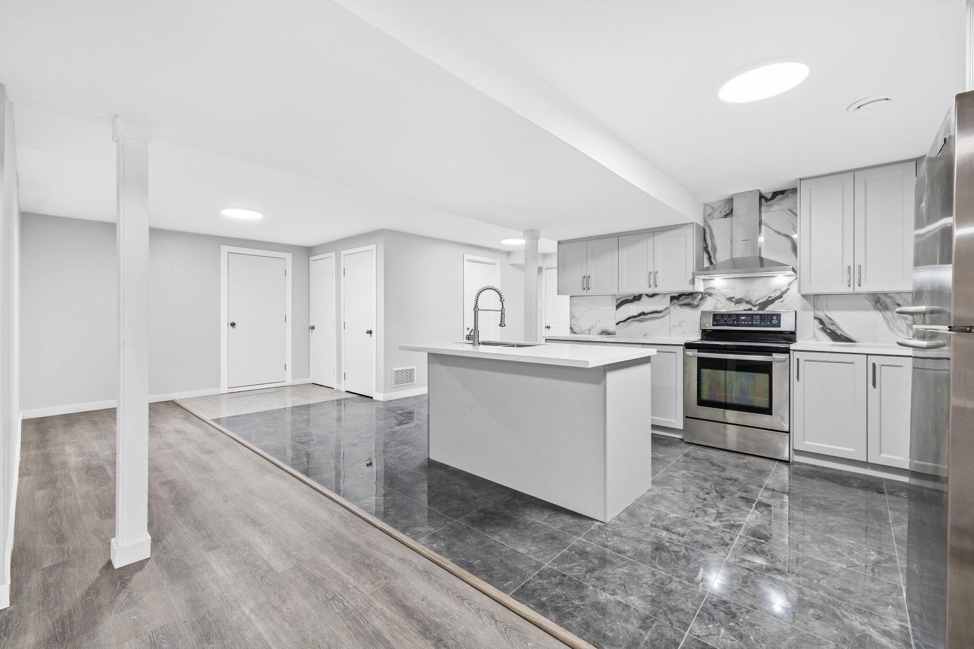 









3162


Rue Pine Tree

,
Saint-Lazare,




QC
J7T2J3

