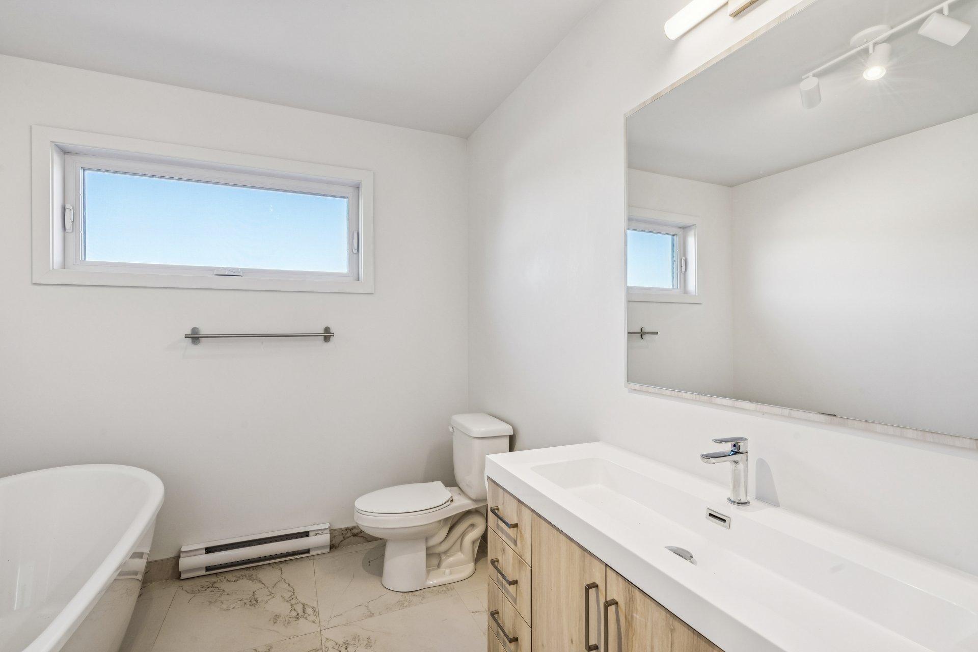 









6


Av. du Parc

, 5,
Salaberry-de-Valleyfield,




QC
J6T2H8

