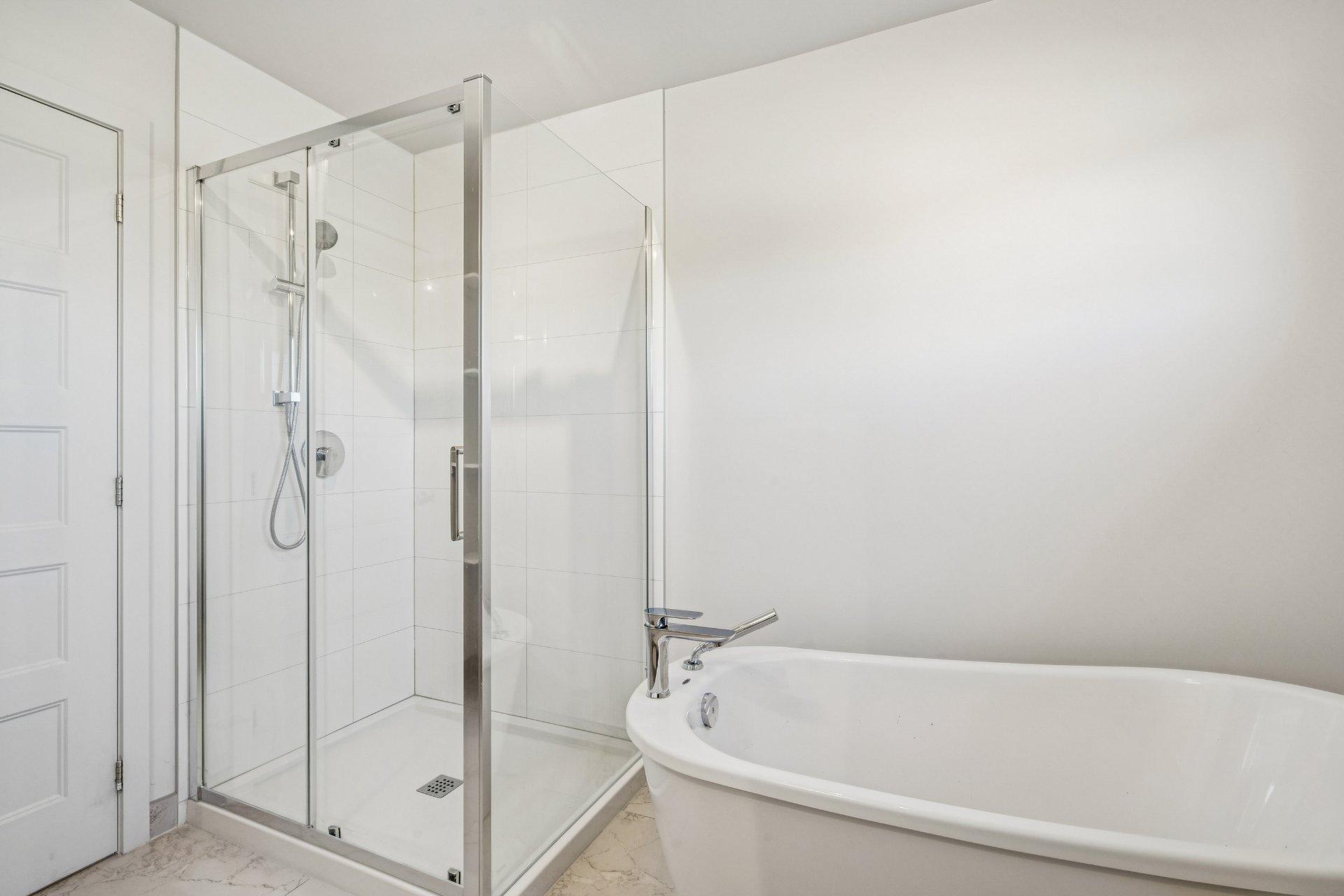 









6


Av. du Parc

, 5,
Salaberry-de-Valleyfield,




QC
J6T2H8

