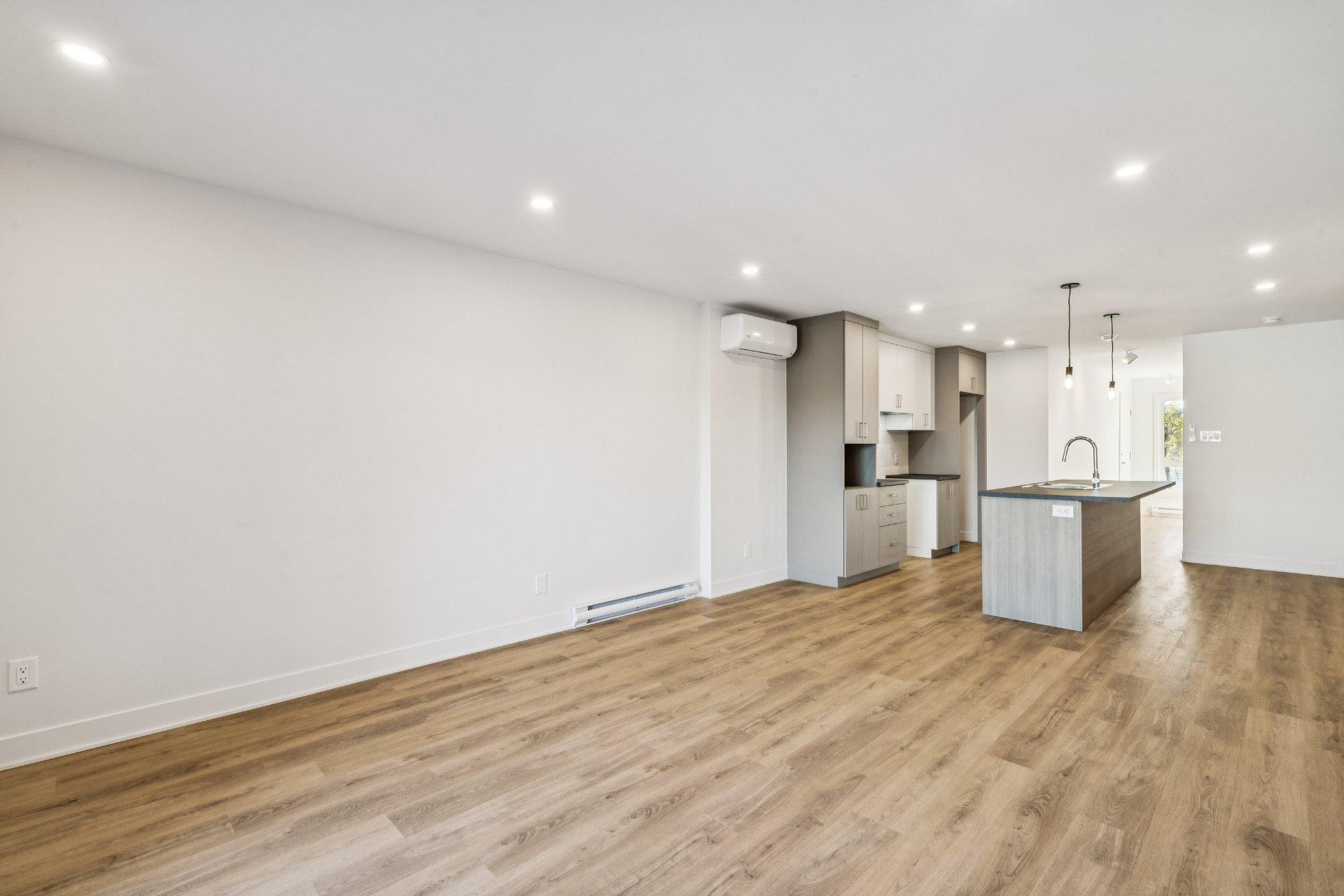 









6


Av. du Parc

, 5,
Salaberry-de-Valleyfield,




QC
J6T2H8

