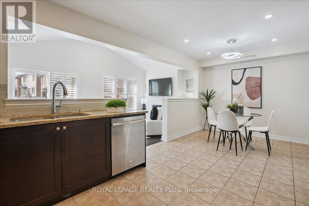 












248 DUNCAN LANE

,
Milton,




Ontario
L9T7A8

