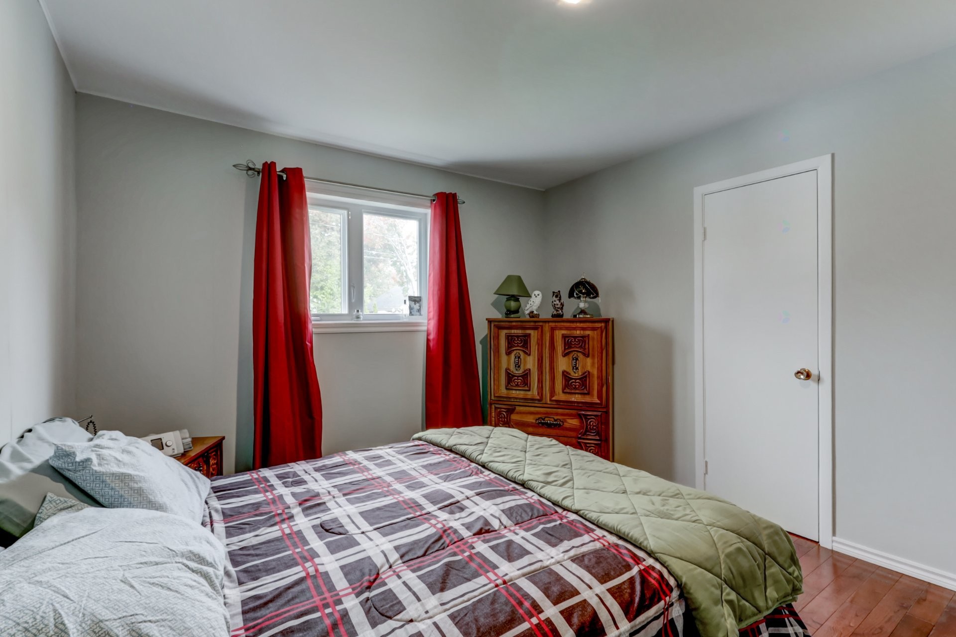 









17


Carré Rémi

,
Blainville,




QC
J7C2V4

