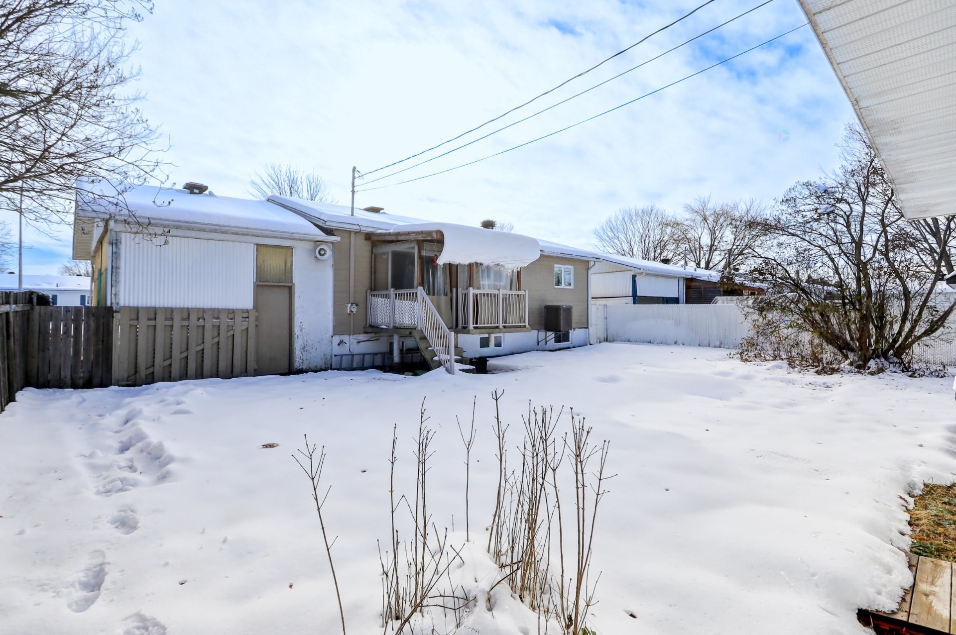 









17


Carré Rémi

,
Blainville,




QC
J7C2V4

