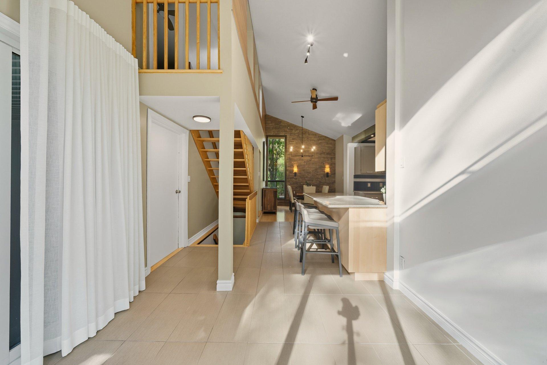 









502


Rue Tailhandier

,
Saint-Bruno-de-Montarville,




QC
J3V4V2

