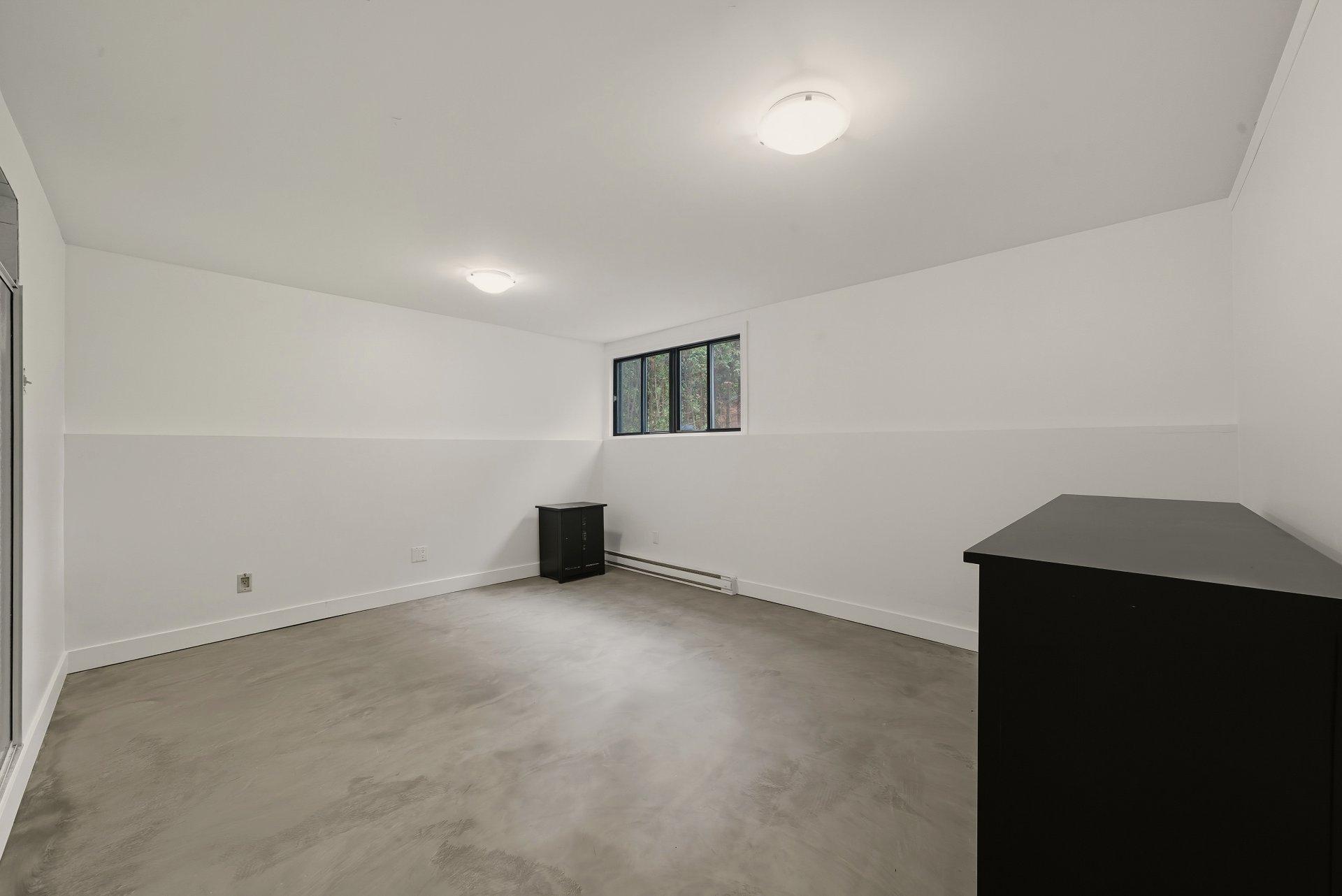 









502


Rue Tailhandier

,
Saint-Bruno-de-Montarville,




QC
J3V4V2

