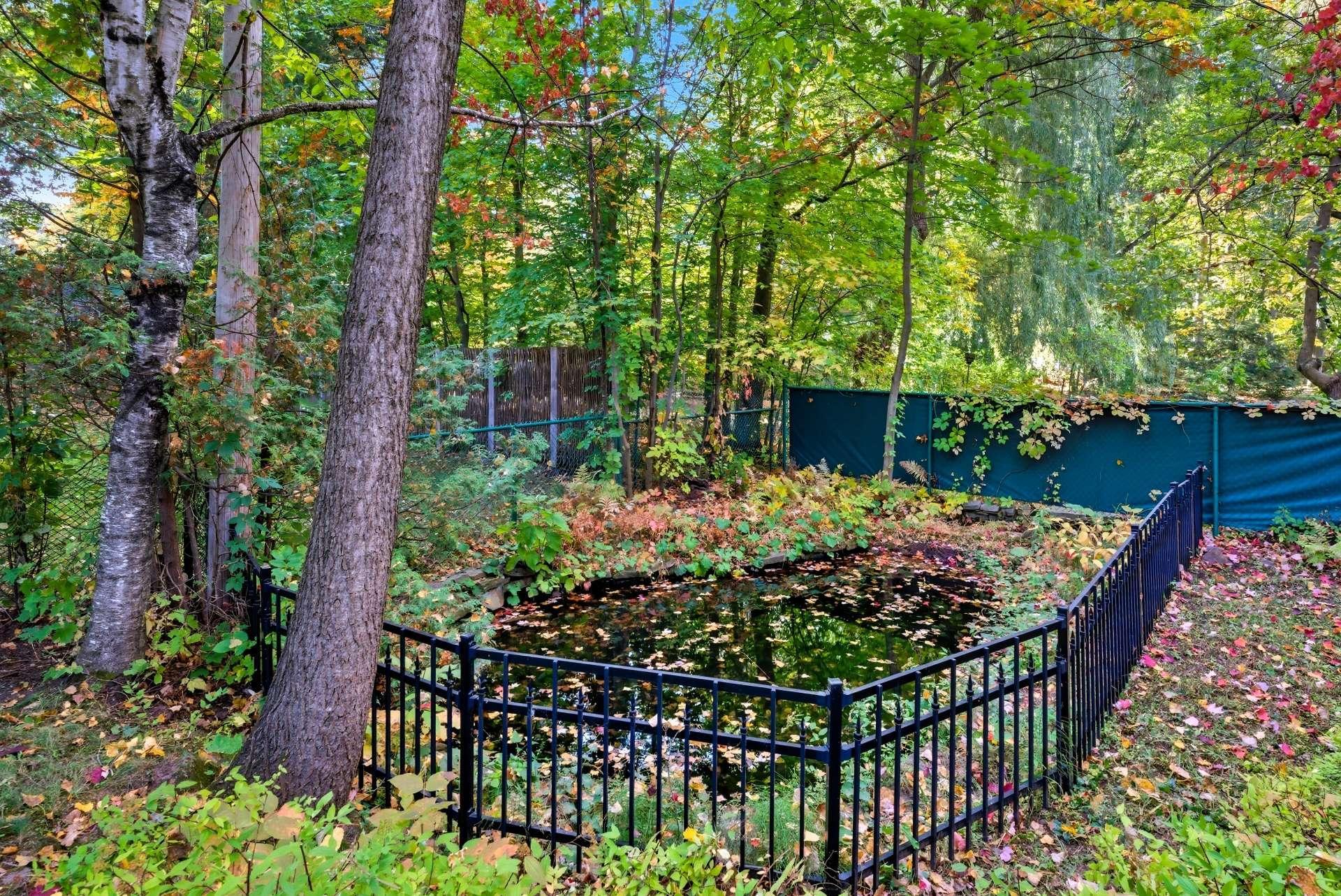 









502


Rue Tailhandier

,
Saint-Bruno-de-Montarville,




QC
J3V4V2

