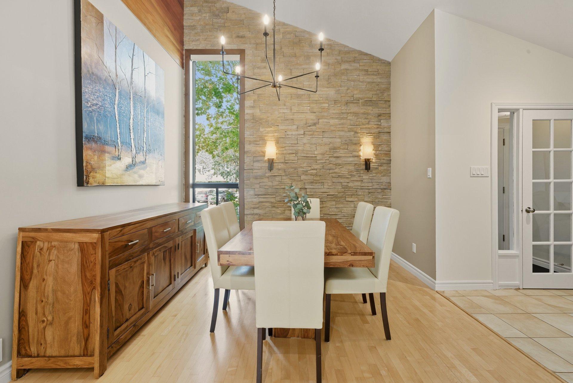 









502


Rue Tailhandier

,
Saint-Bruno-de-Montarville,




QC
J3V4V2

