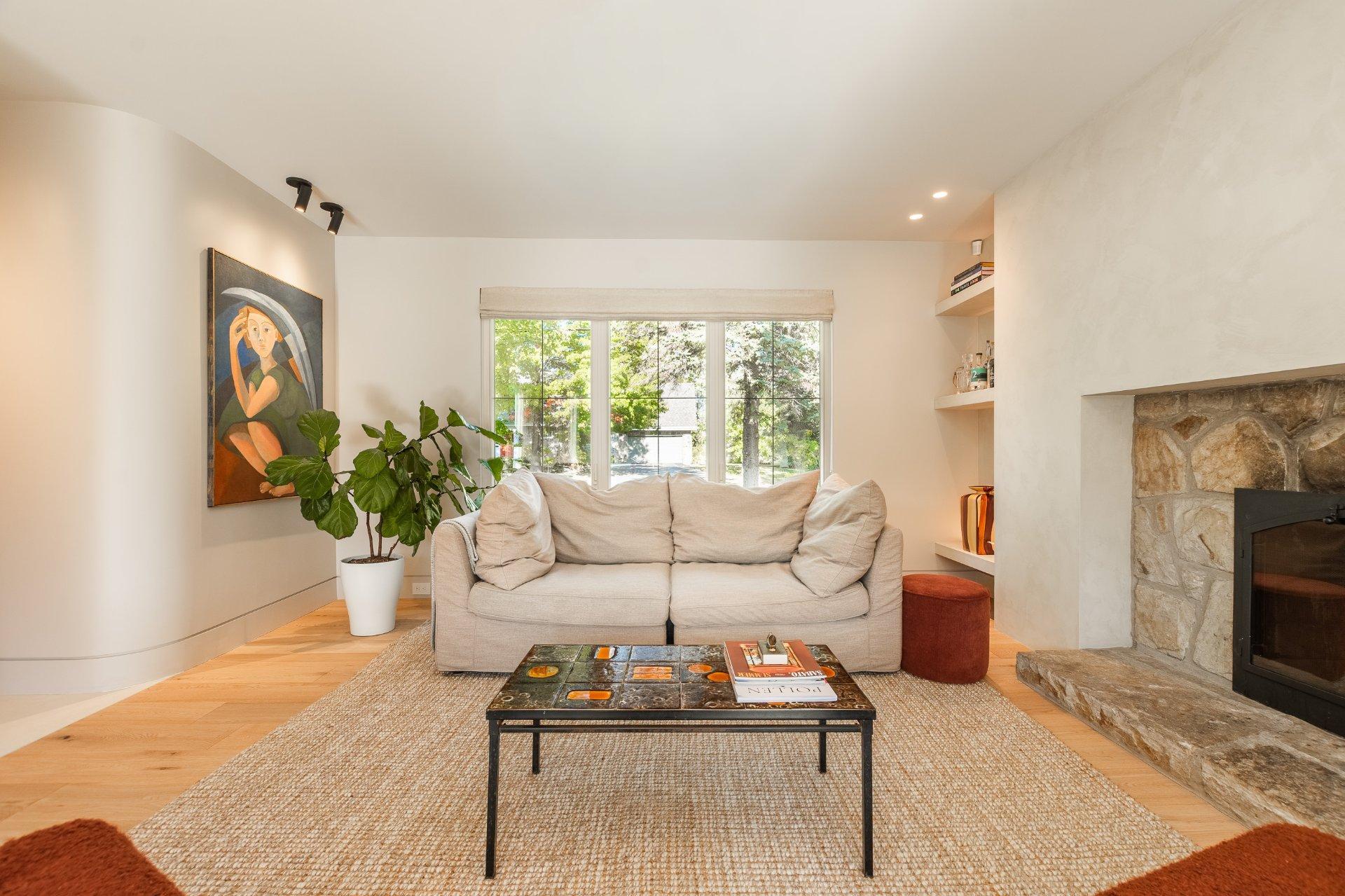 









2085


Rue de la Régence

,
Saint-Bruno-de-Montarville,




QC
J3V4B8

