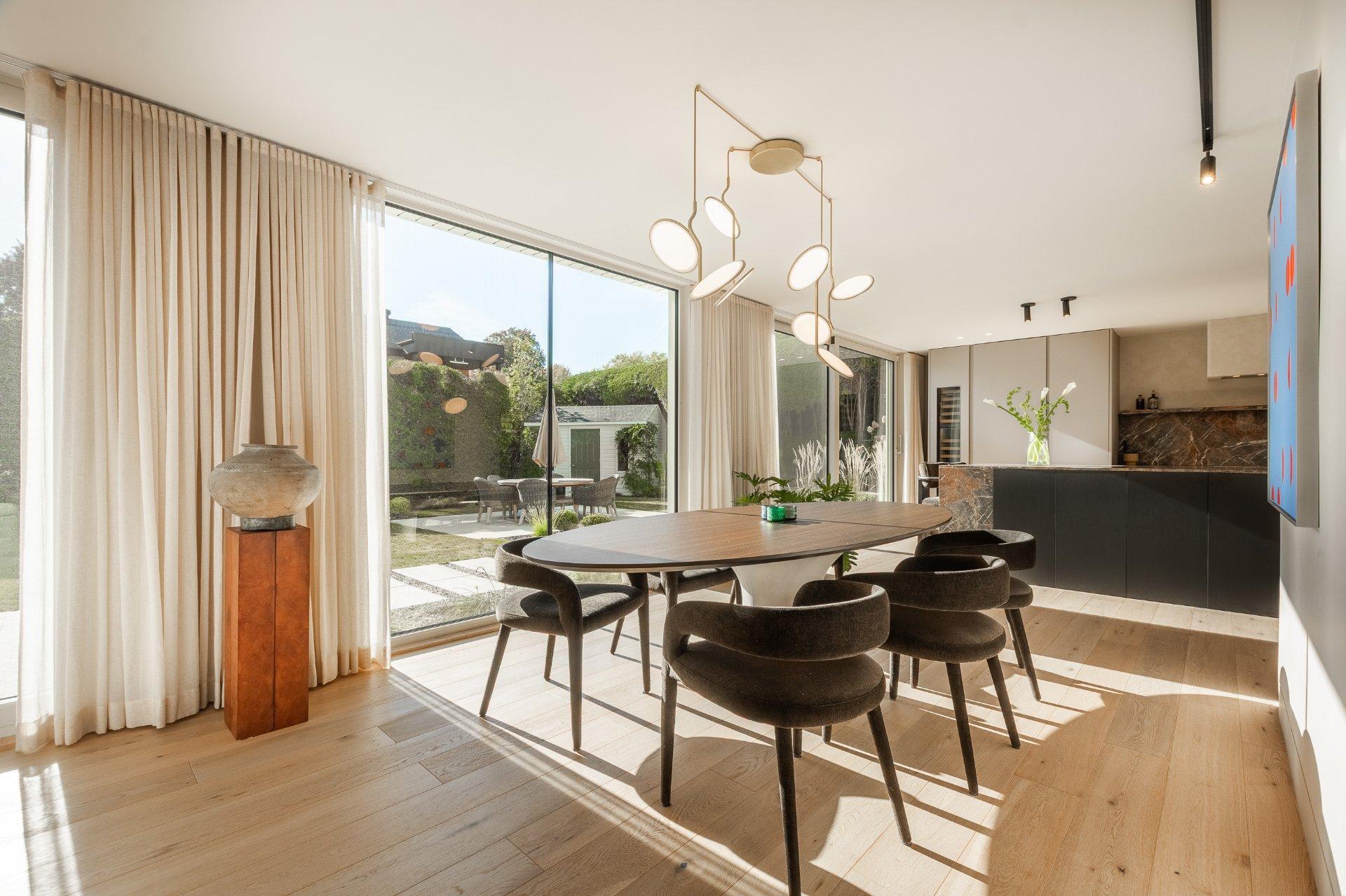 









2085


Rue de la Régence

,
Saint-Bruno-de-Montarville,




QC
J3V4B8

