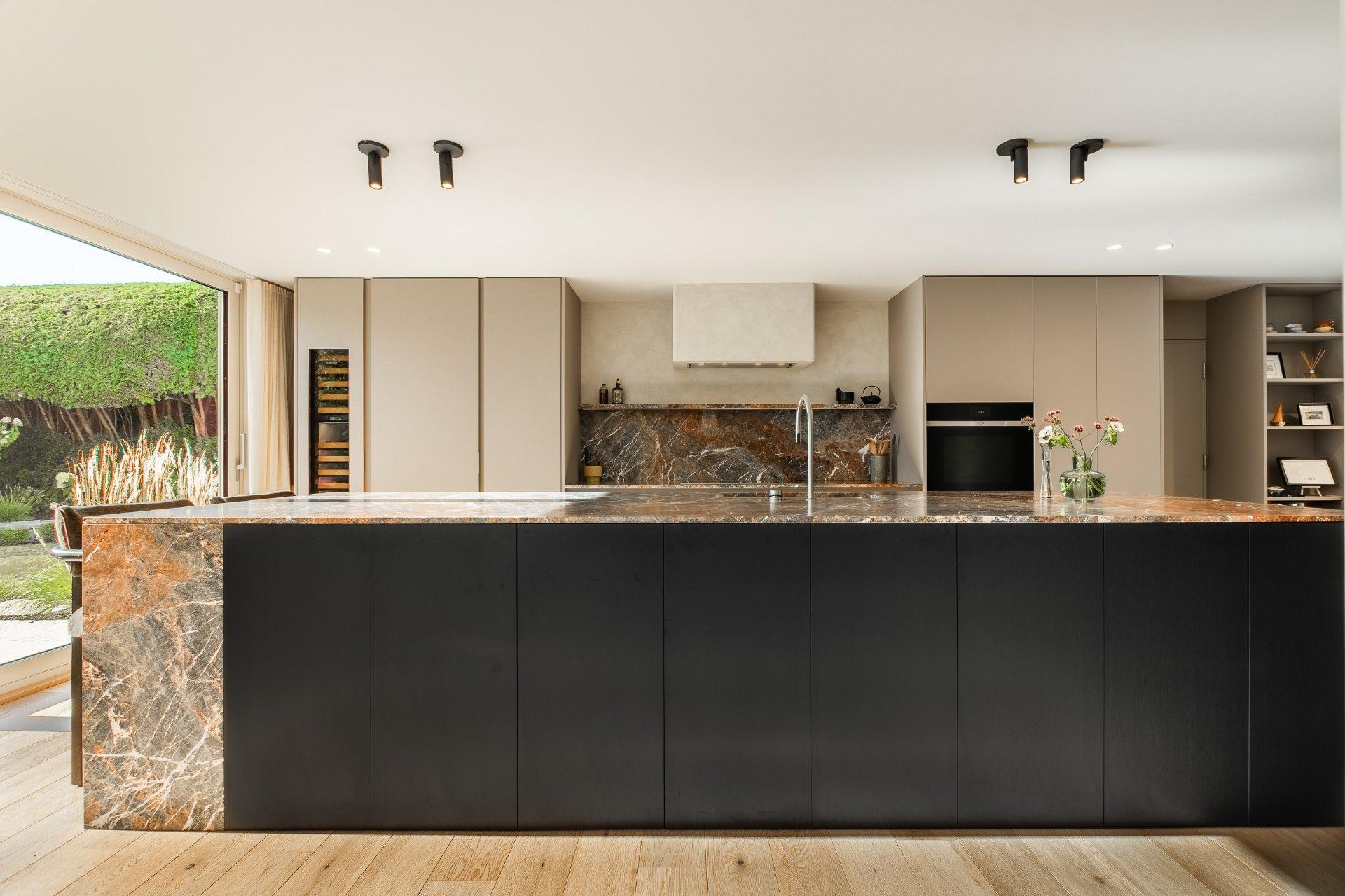 









2085


Rue de la Régence

,
Saint-Bruno-de-Montarville,




QC
J3V4B8

