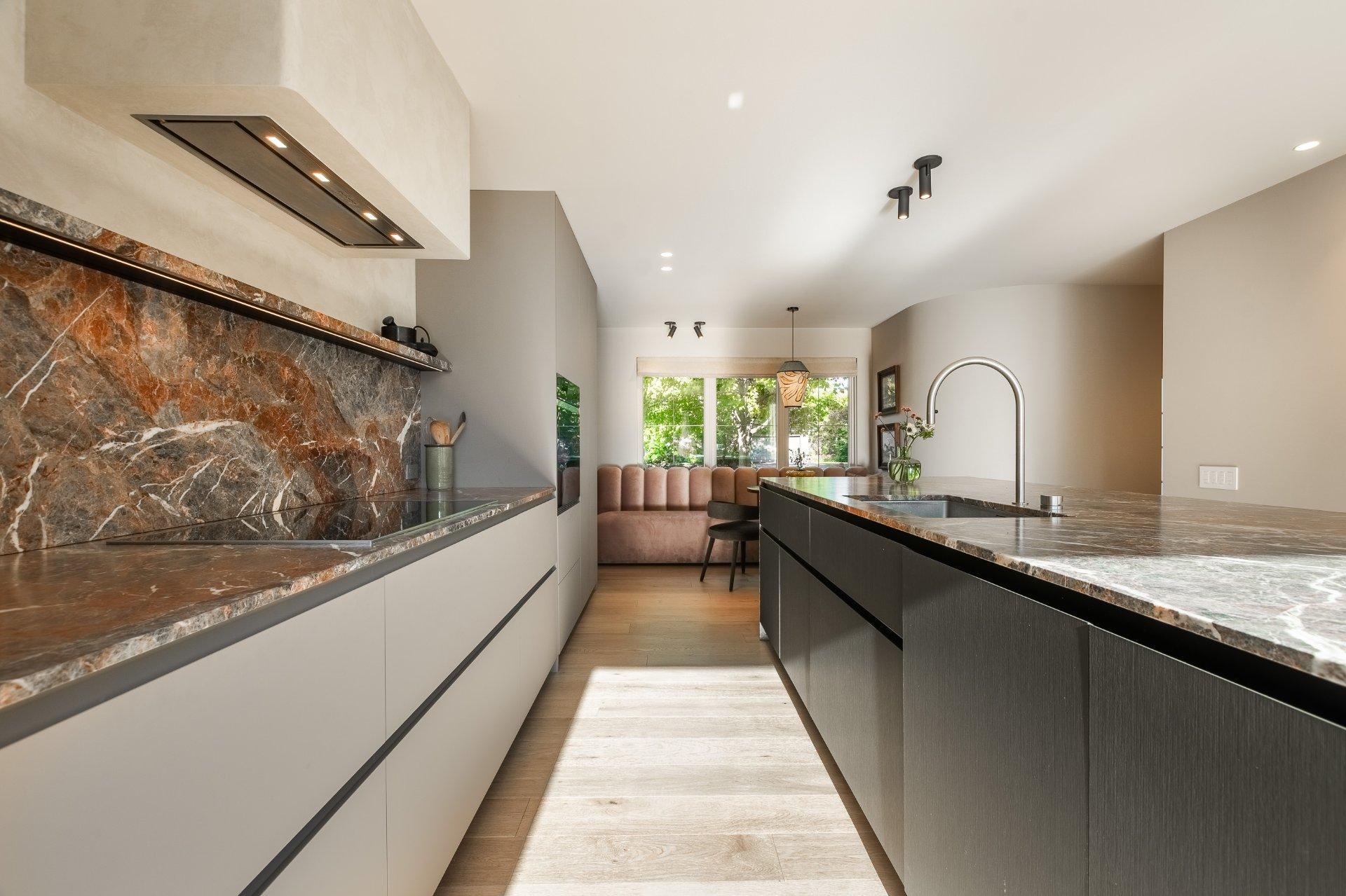 









2085


Rue de la Régence

,
Saint-Bruno-de-Montarville,




QC
J3V4B8

