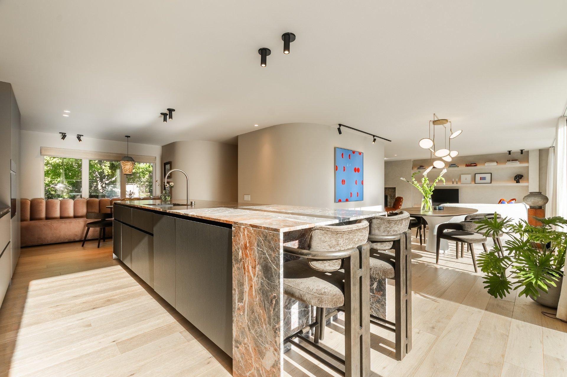 









2085


Rue de la Régence

,
Saint-Bruno-de-Montarville,




QC
J3V4B8

