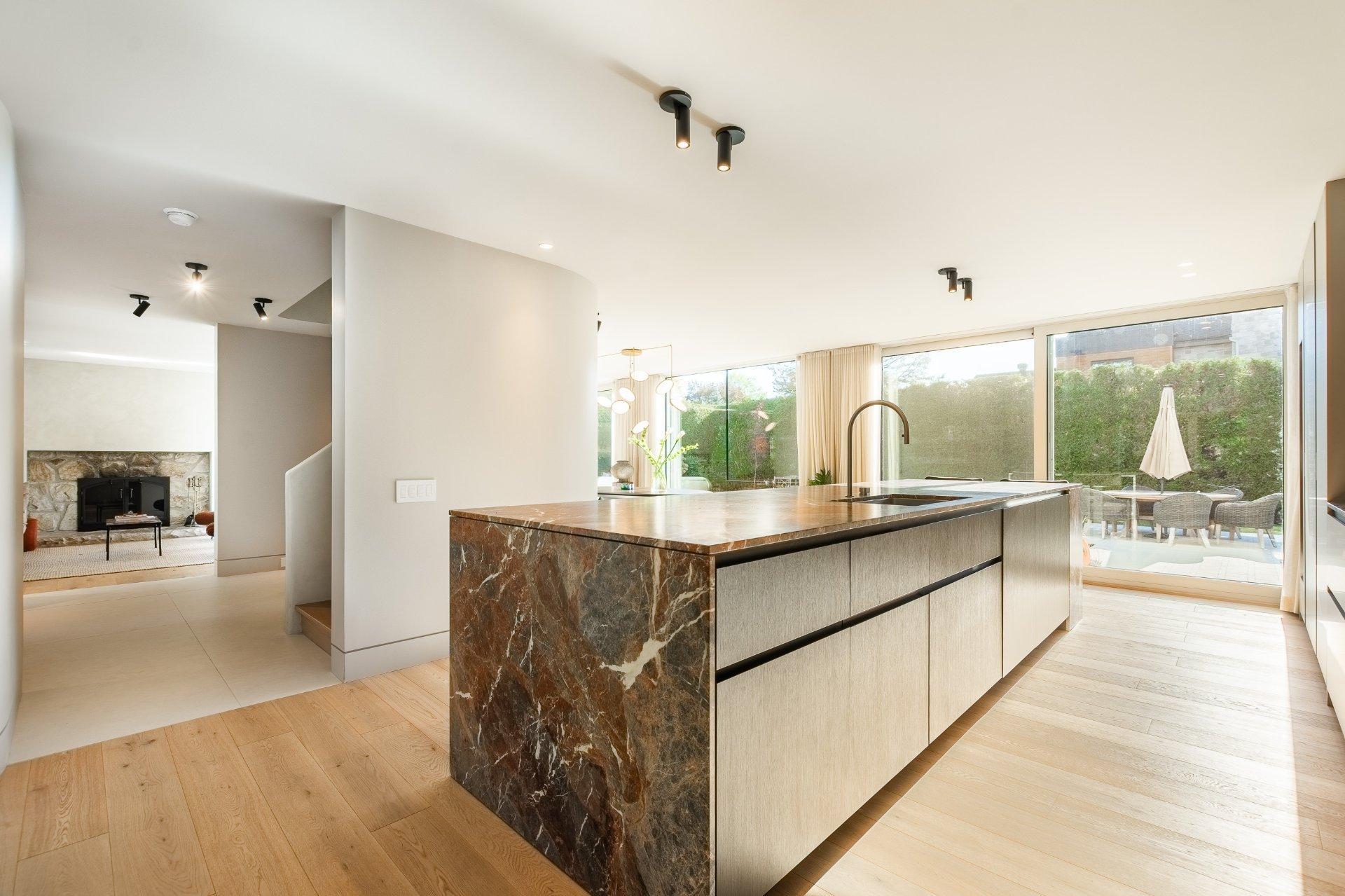 









2085


Rue de la Régence

,
Saint-Bruno-de-Montarville,




QC
J3V4B8

