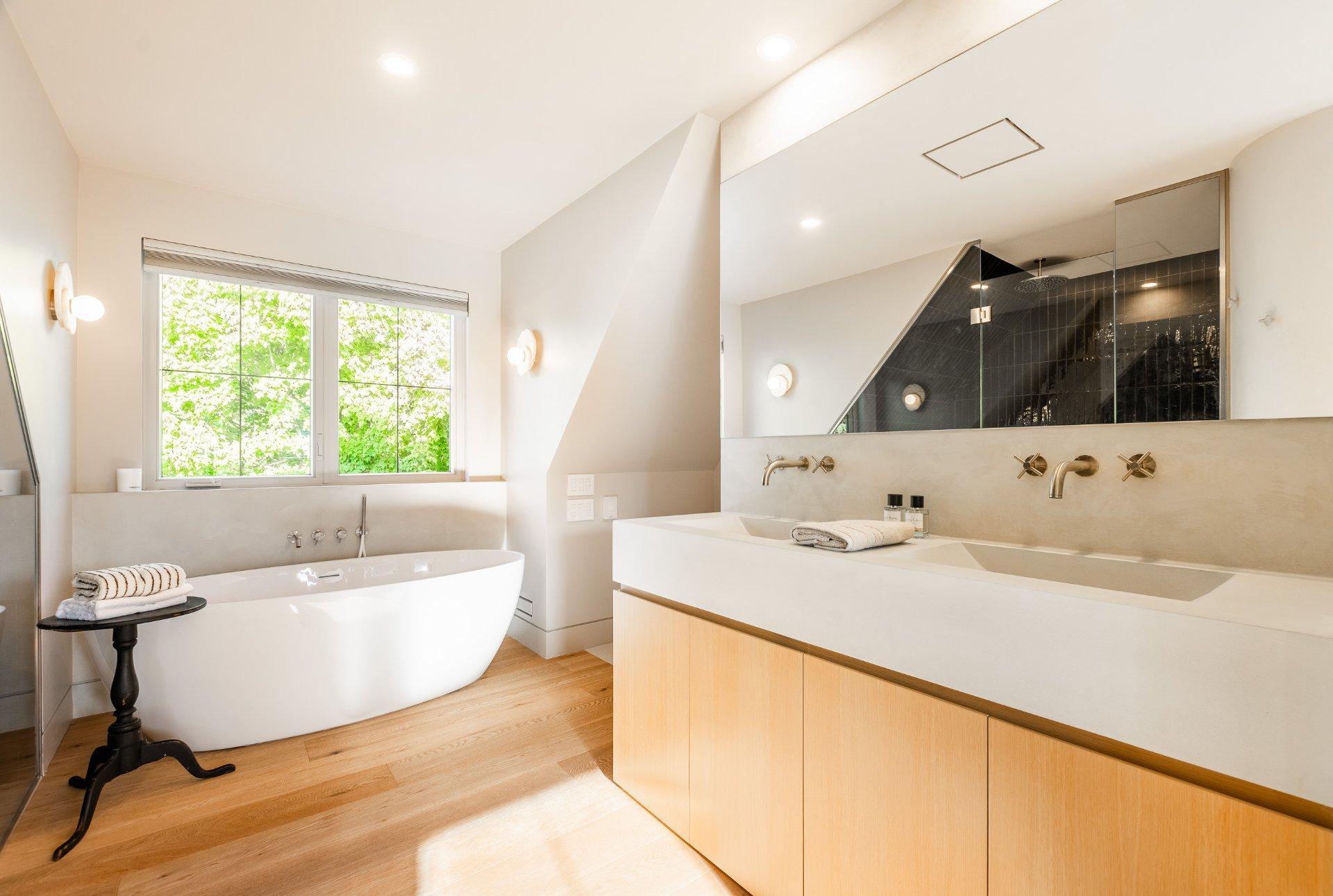 









2085


Rue de la Régence

,
Saint-Bruno-de-Montarville,




QC
J3V4B8

