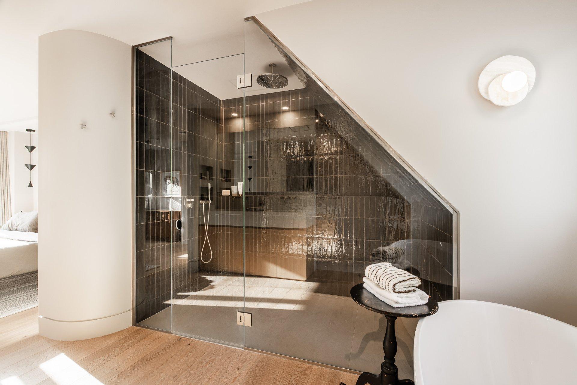 









2085


Rue de la Régence

,
Saint-Bruno-de-Montarville,




QC
J3V4B8

