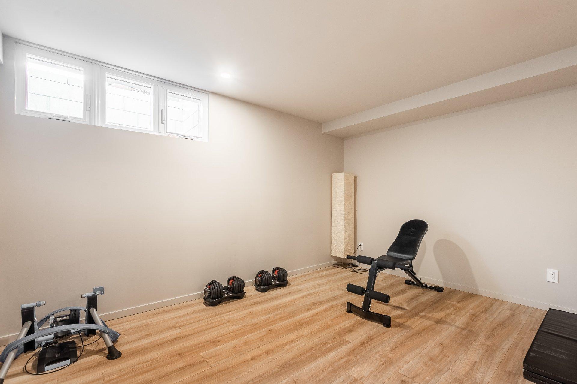 









2085


Rue de la Régence

,
Saint-Bruno-de-Montarville,




QC
J3V4B8

