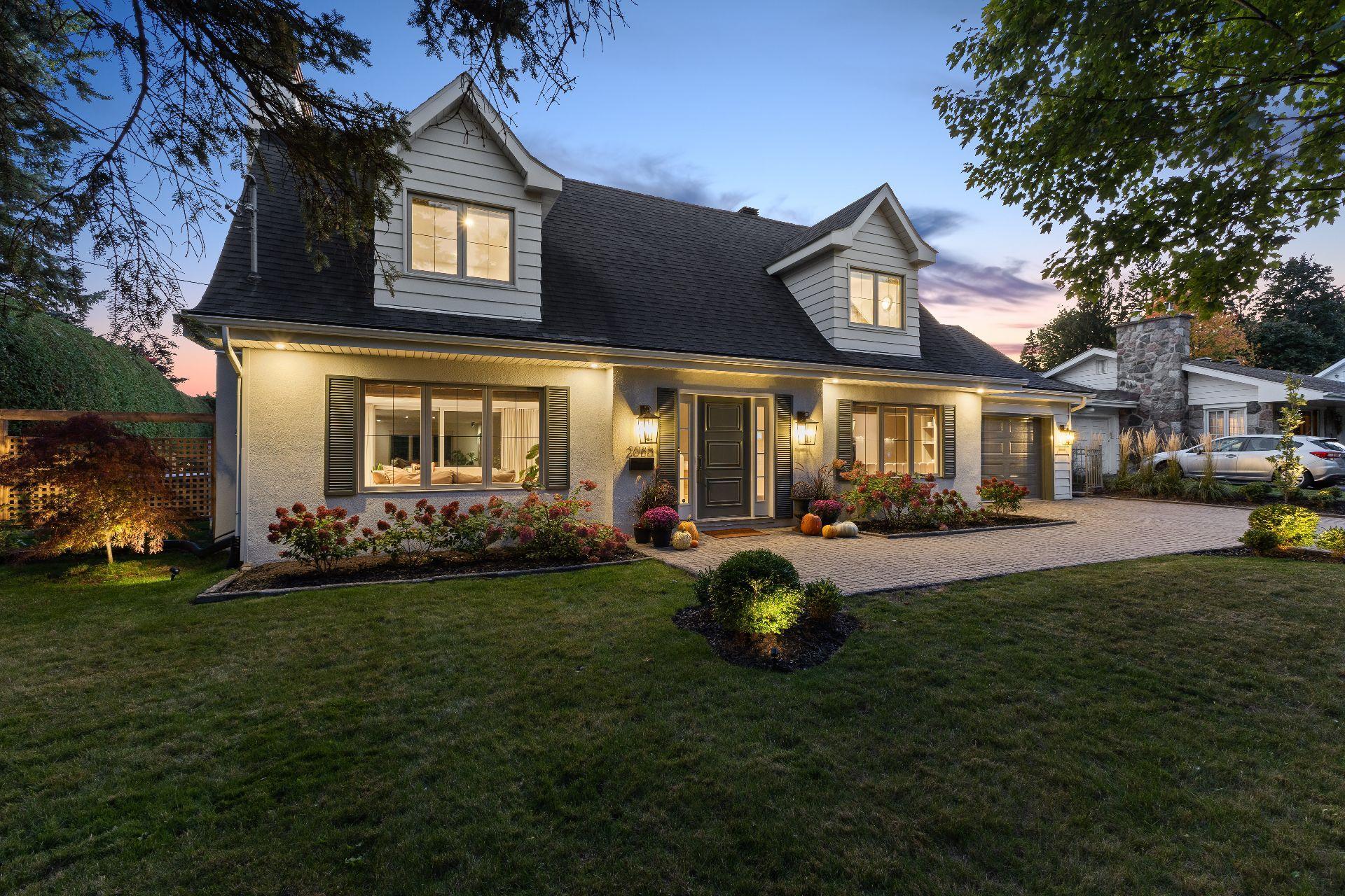 









2085


Rue de la Régence

,
Saint-Bruno-de-Montarville,




QC
J3V4B8

