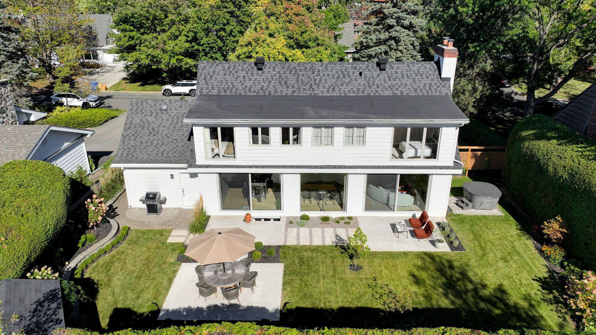 









2085


Rue de la Régence

,
Saint-Bruno-de-Montarville,




QC
J3V4B8

