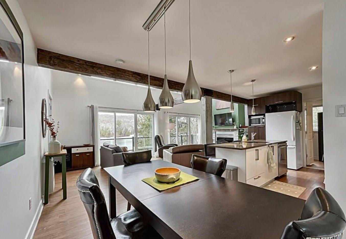 









2705


Route 323 N.

,
Amherst,




QC
J0T2L0

