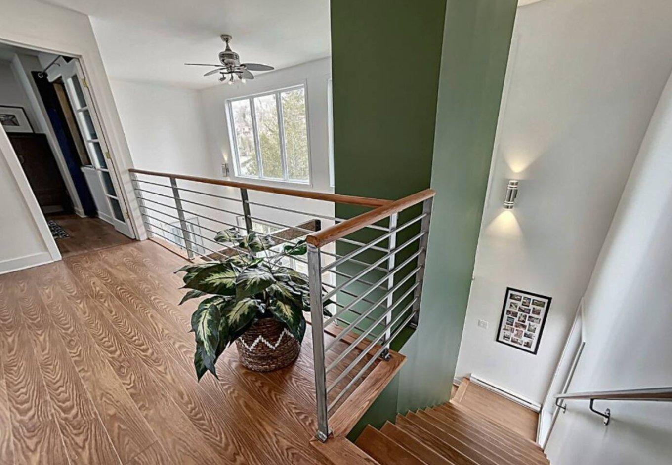 









2705


Route 323 N.

,
Amherst,




QC
J0T2L0

