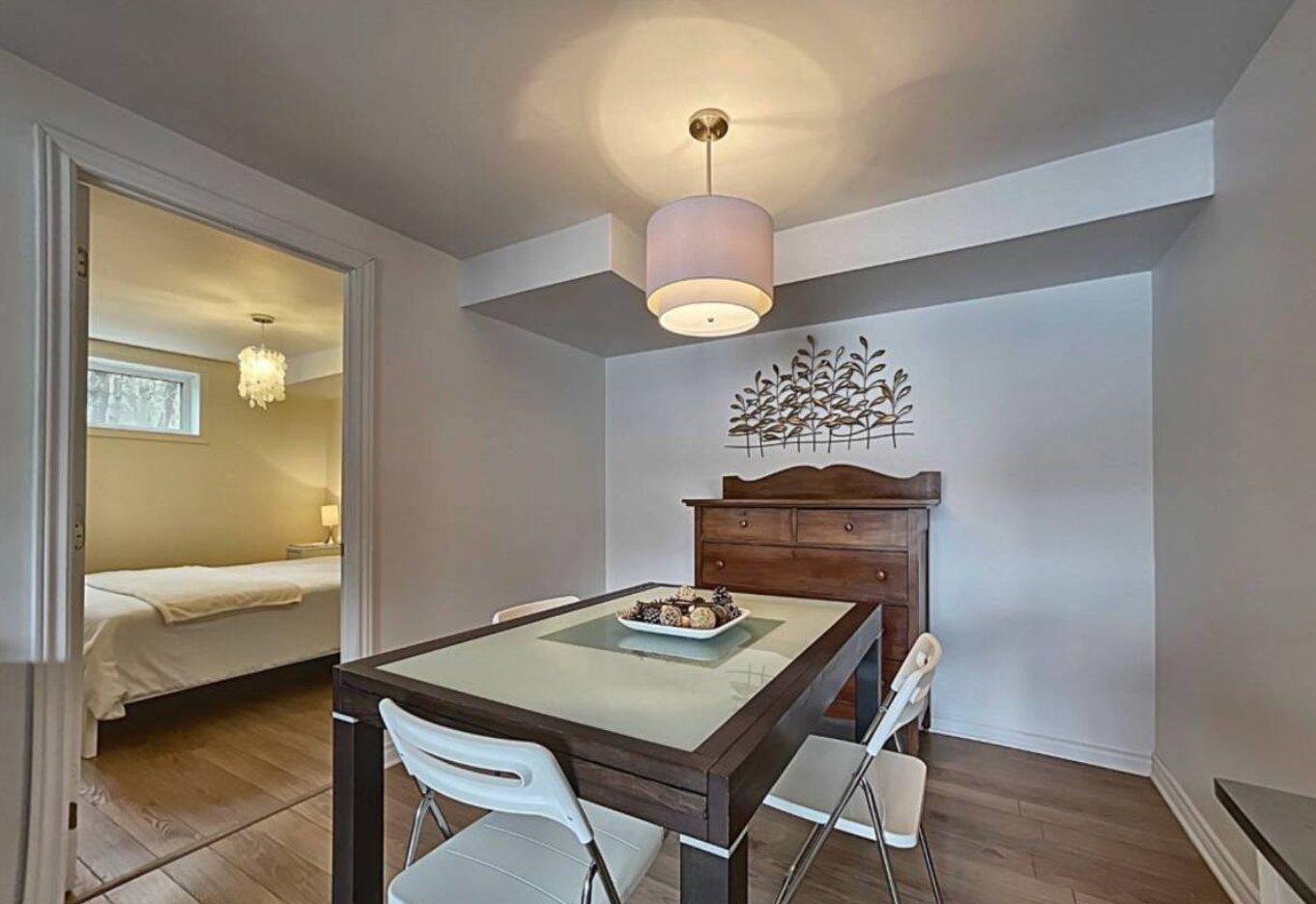 









2705


Route 323 N.

,
Amherst,




QC
J0T2L0

