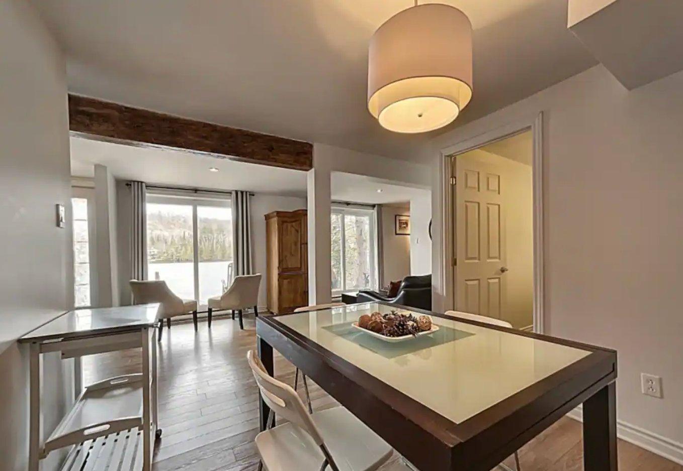 









2705


Route 323 N.

,
Amherst,




QC
J0T2L0

