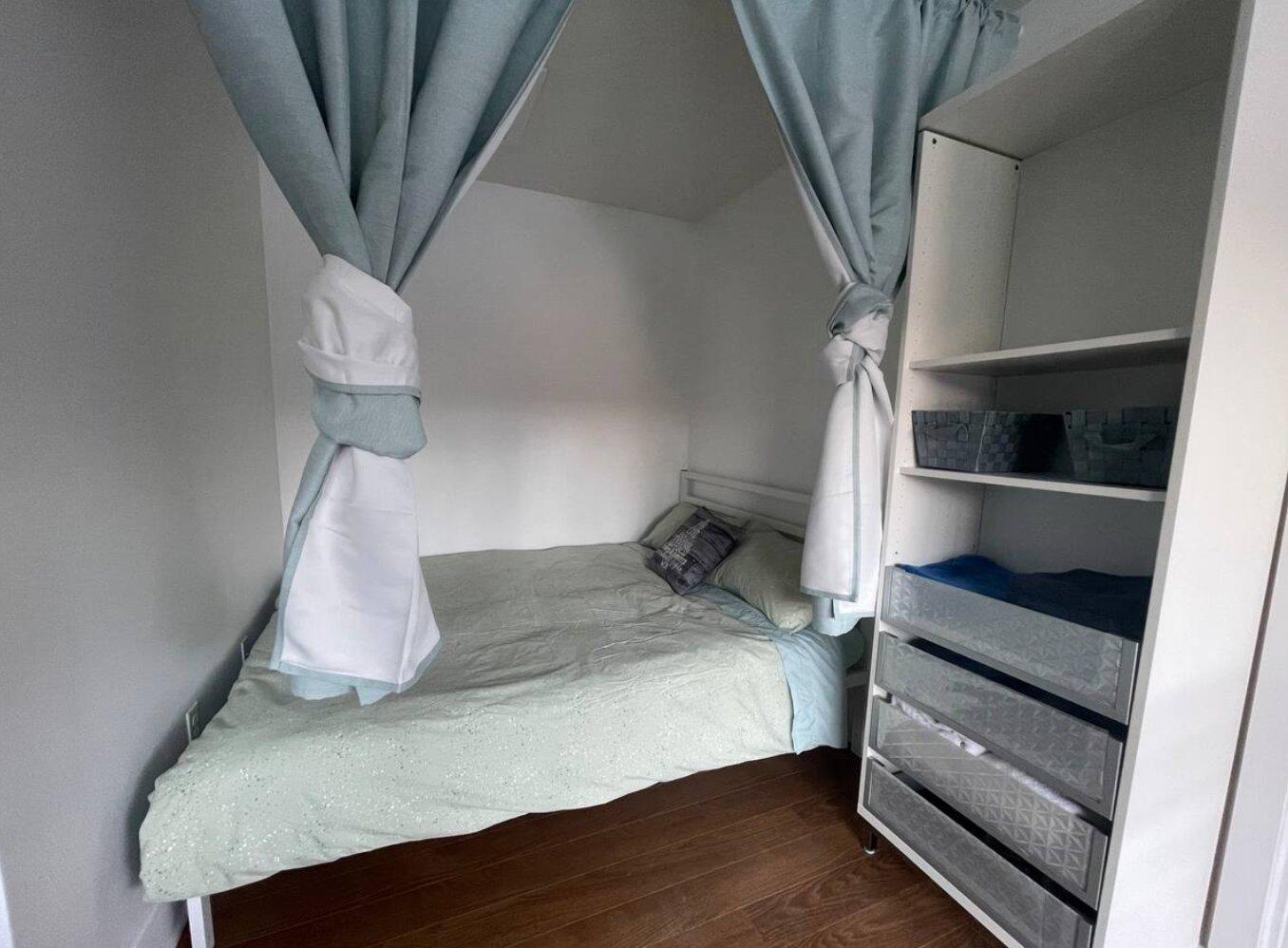 









2705


Route 323 N.

,
Amherst,




QC
J0T2L0

