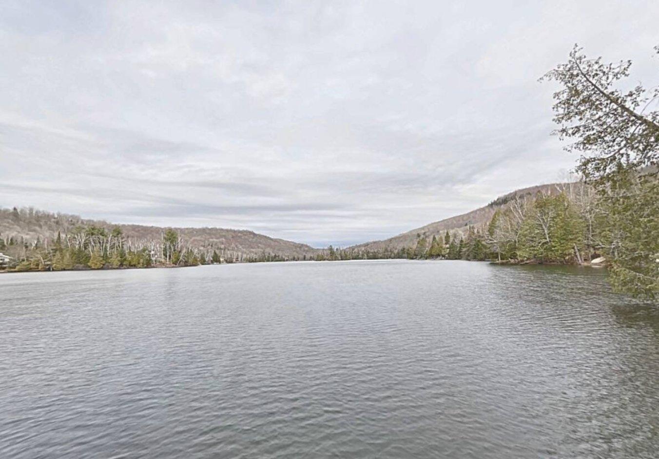 









2705


Route 323 N.

,
Amherst,




QC
J0T2L0

