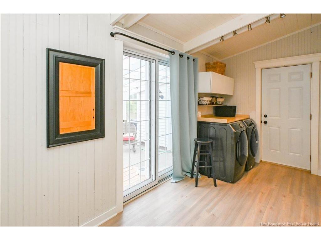 









309


Saint-Pierre O

BLVD,
Caraquet,




NB
E1W 1A3

