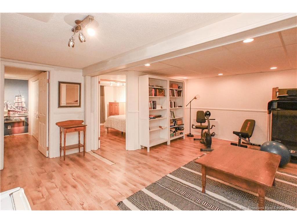 









309


Saint-Pierre O

BLVD,
Caraquet,




NB
E1W 1A3

