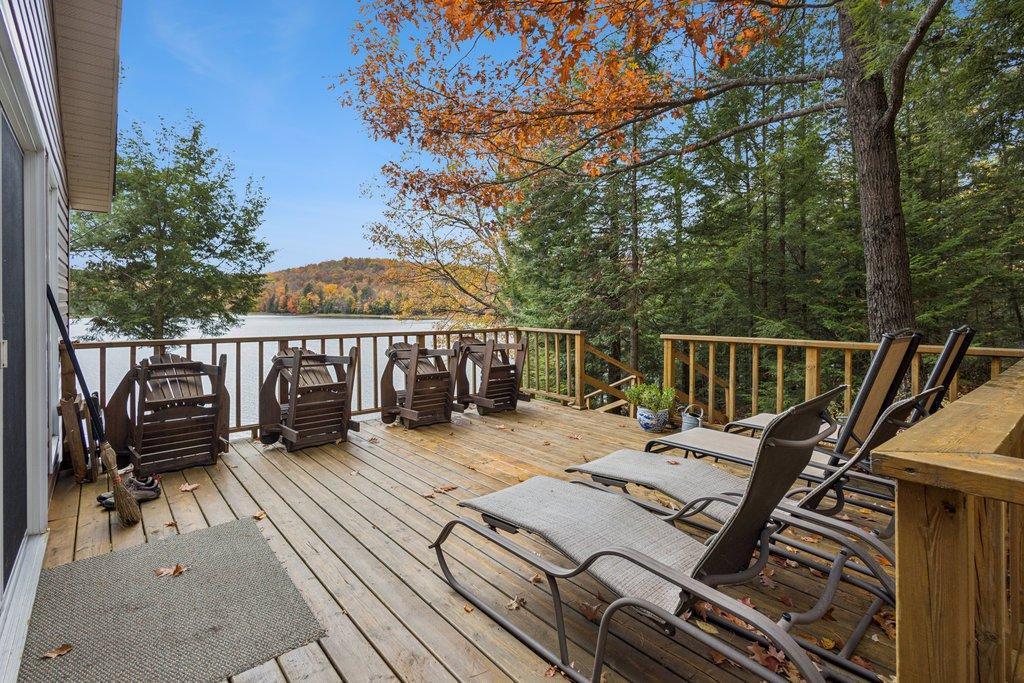 









99


Ch. du Lys

,
Val-des-Monts,




QC
J8N1C2

