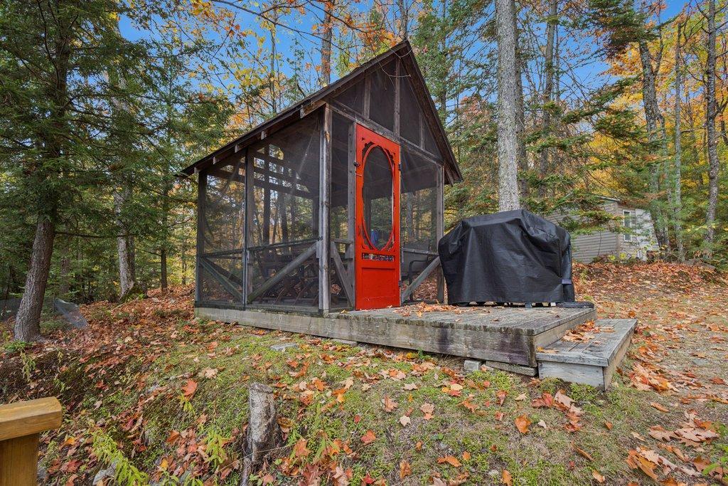 









99


Ch. du Lys

,
Val-des-Monts,




QC
J8N1C2

