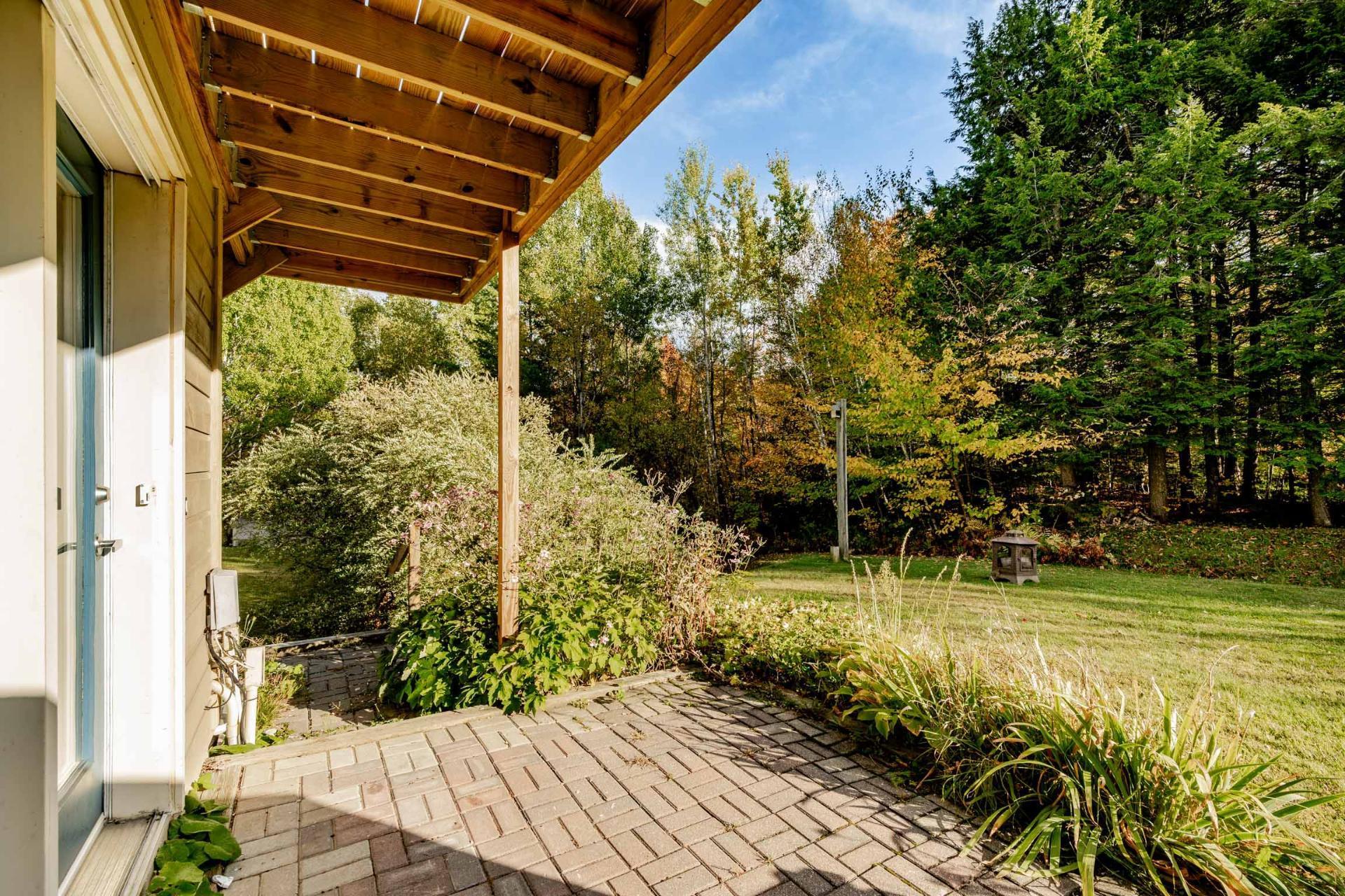 









58


Rue de la Grande-Coulée

,
Orford,




QC
J1X6Z6

