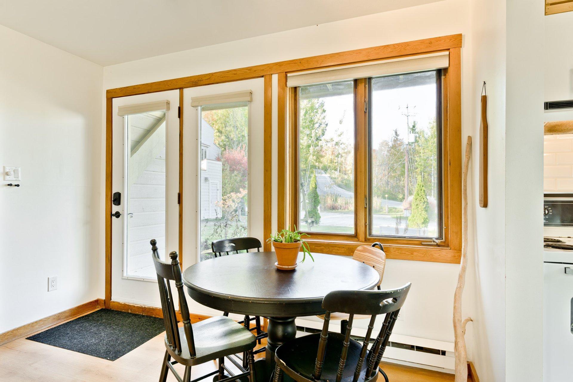 









58


Rue de la Grande-Coulée

,
Orford,




QC
J1X6Z6

