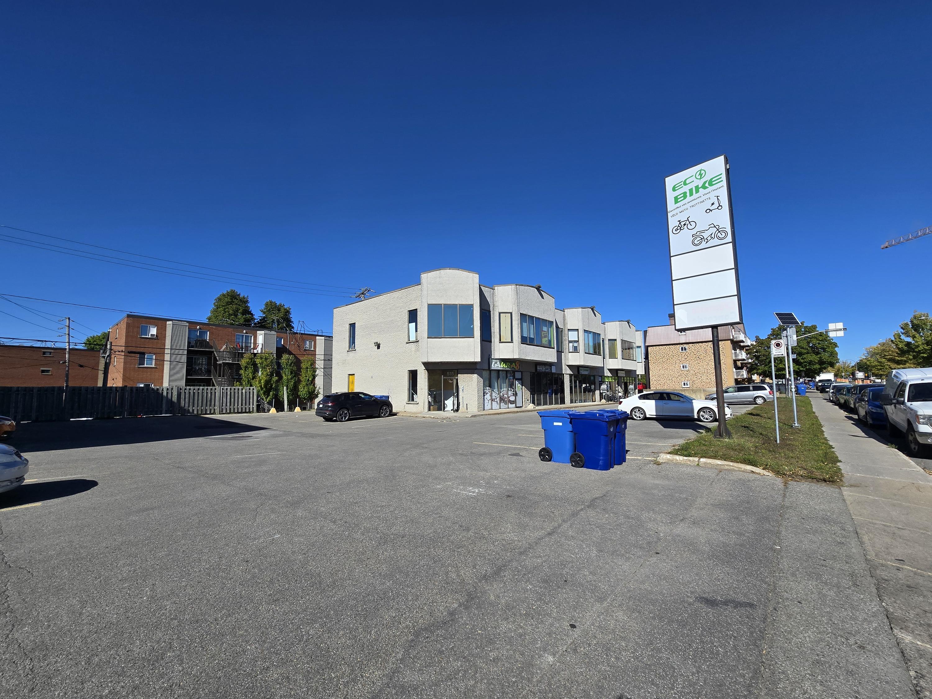 












495-515 boulevard Concorde Ouest

,
Laval,




QC
H7N 5L9


