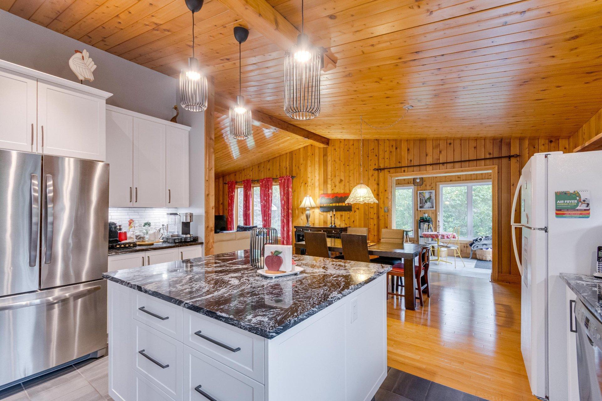 









6


Rue de l'Abitibi

,
Cantley,




QC
J8V3H4

