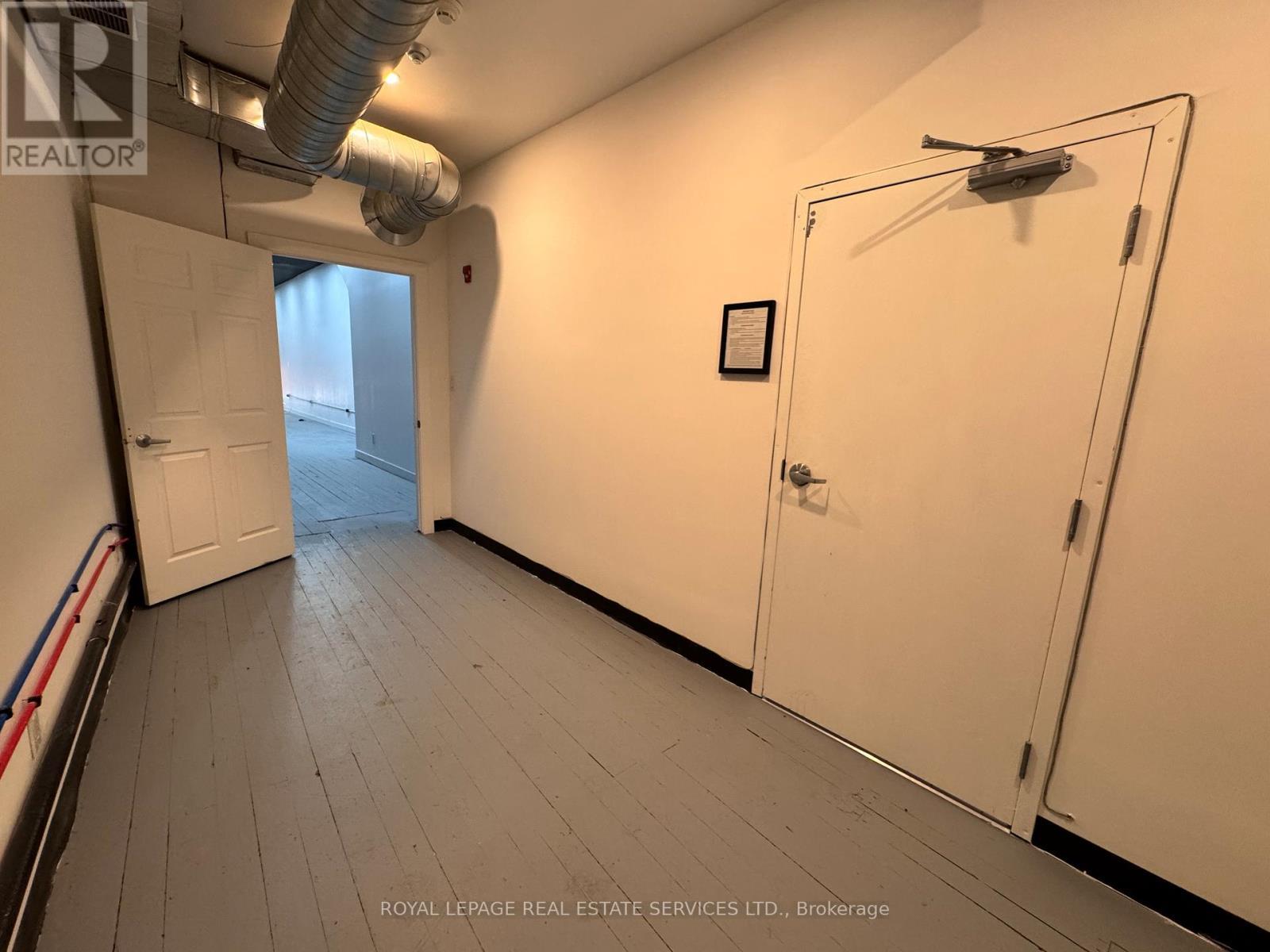 












181 KING STREET

,
Hamilton,




Ontario
L8N1B3

