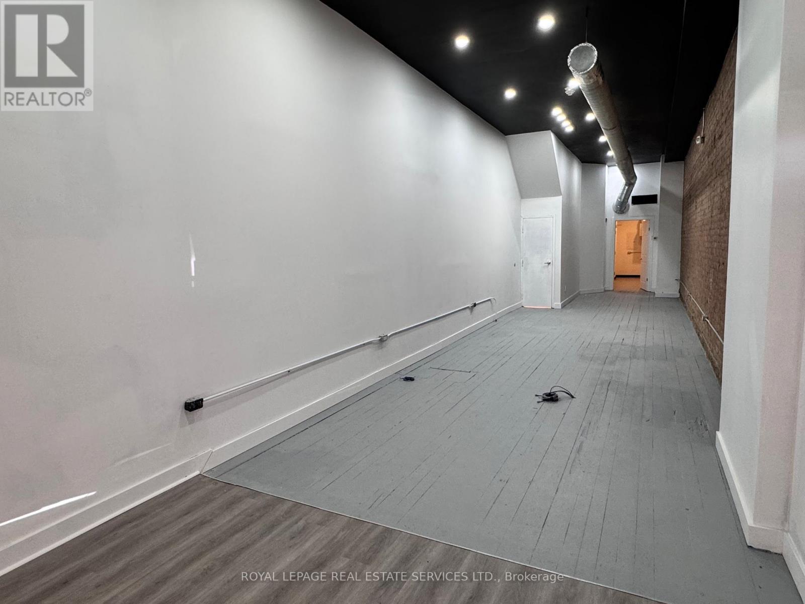 












181 KING STREET

,
Hamilton,




Ontario
L8N1B3

