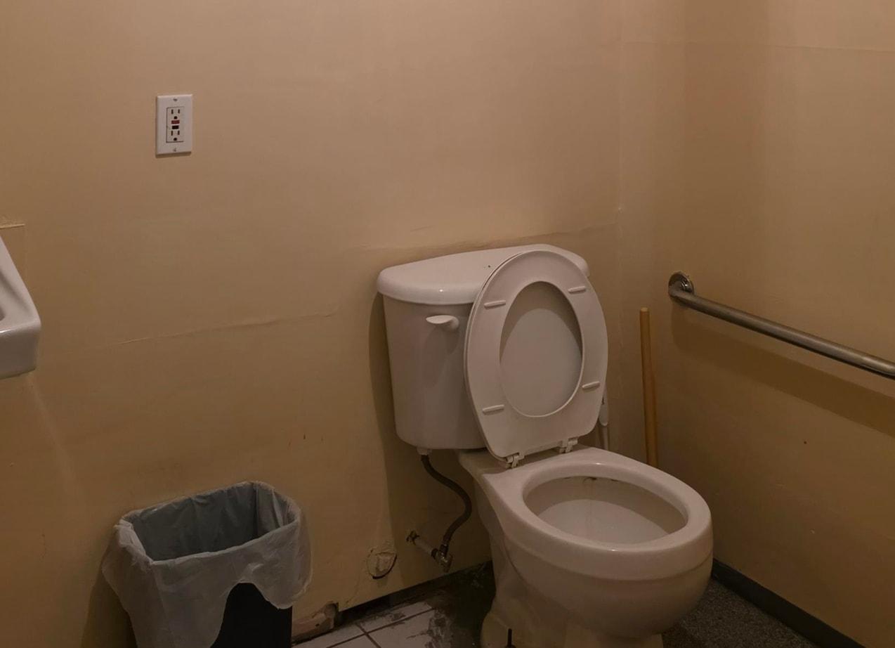 












20535B DOUGLAS CRESCENT

,
Langley,




British Columbia
V3A4B6

