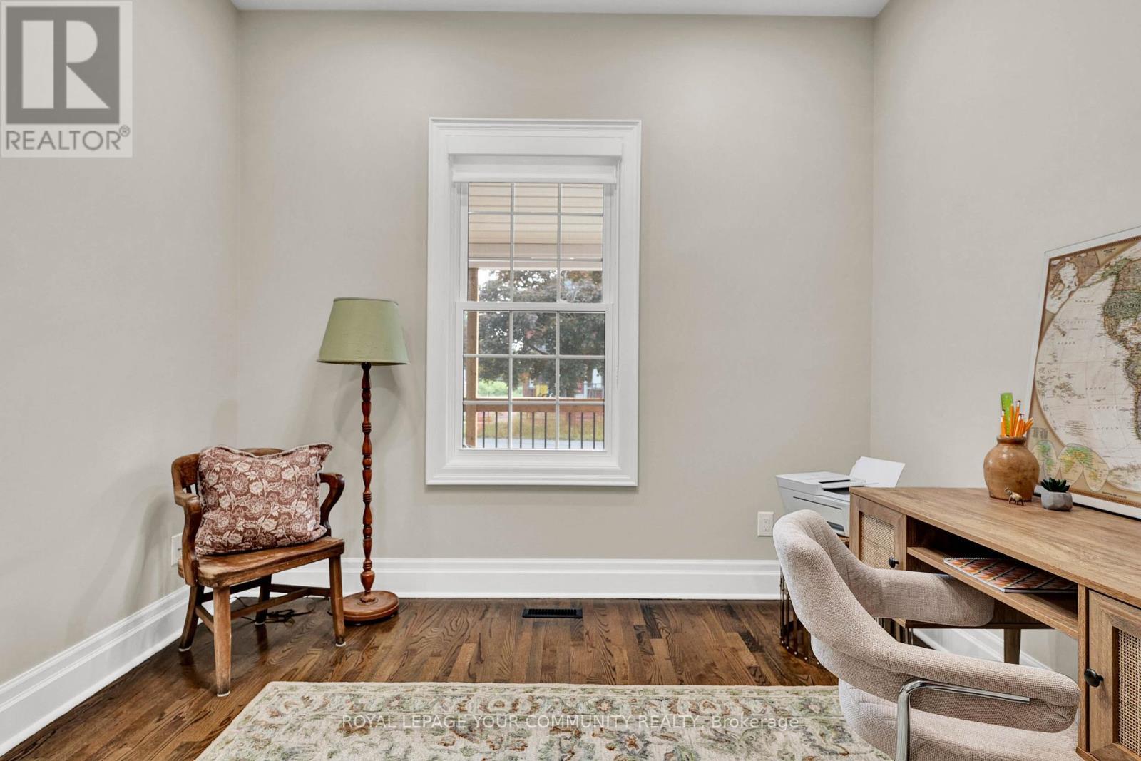 












29 WELLS STREET

,
Aurora,




Ontario
L4G1S8

