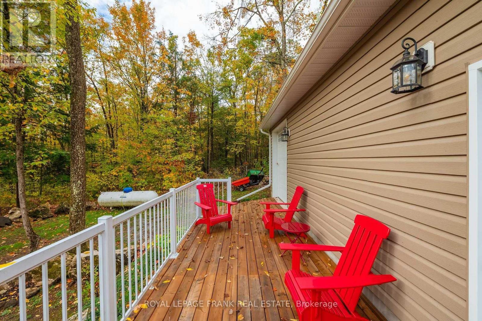 












25 LAKELAND AVENUE

,
Trent Lakes,




Ontario
K0L1J0

