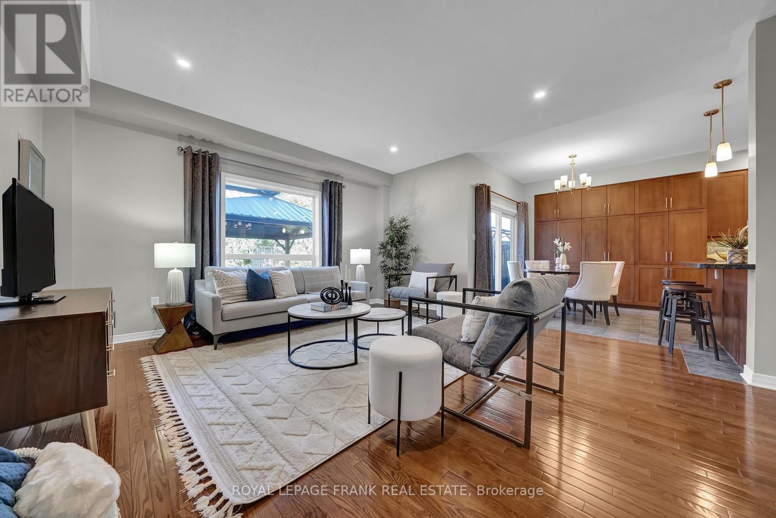 












146 BUTTONSHAW STREET

,
Clarington (Bowmanville),




Ontario
L1C0J7

