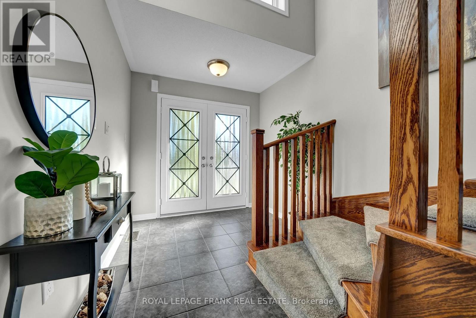 












146 BUTTONSHAW STREET

,
Clarington (Bowmanville),




Ontario
L1C0J7

