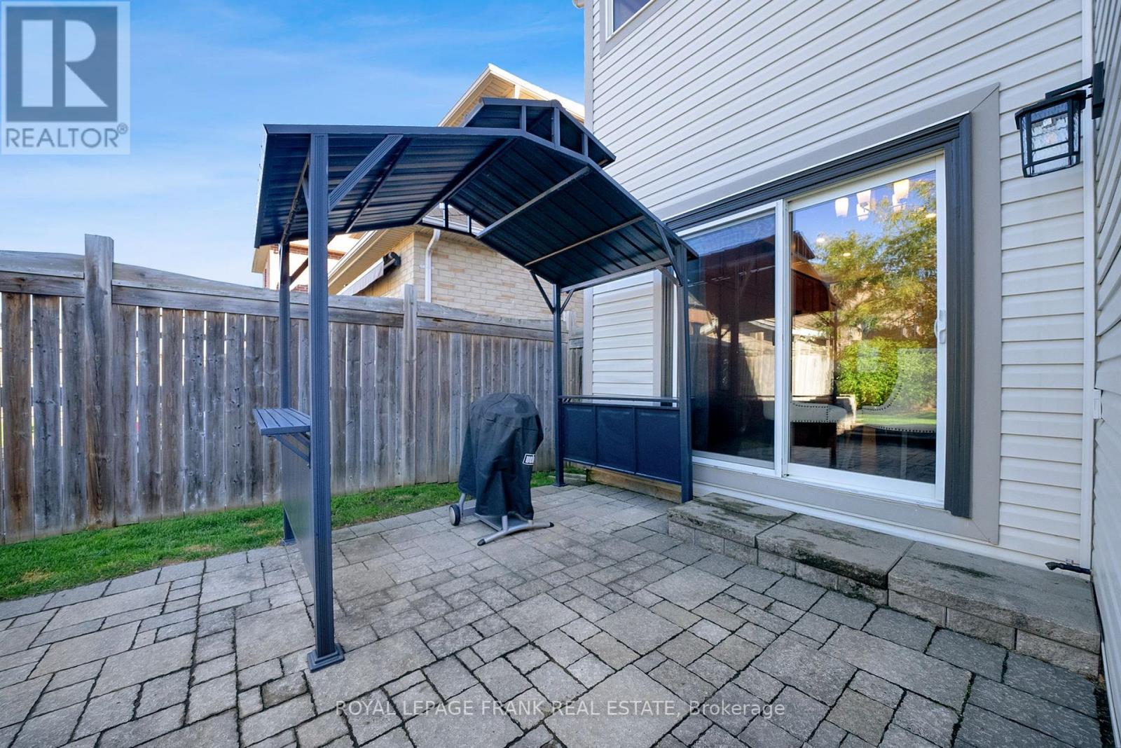 












146 BUTTONSHAW STREET

,
Clarington (Bowmanville),




Ontario
L1C0J7

