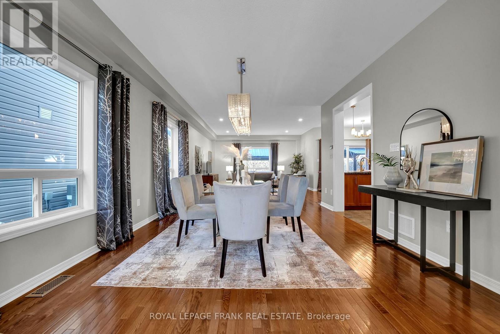 












146 BUTTONSHAW STREET

,
Clarington (Bowmanville),




Ontario
L1C0J7

