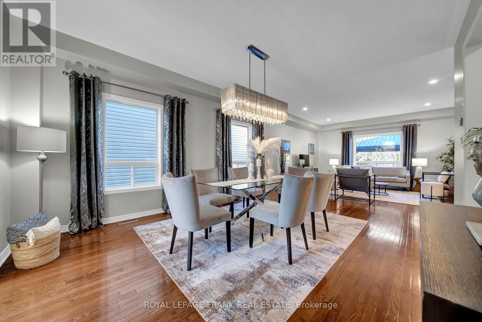 












146 BUTTONSHAW STREET

,
Clarington (Bowmanville),




Ontario
L1C0J7


